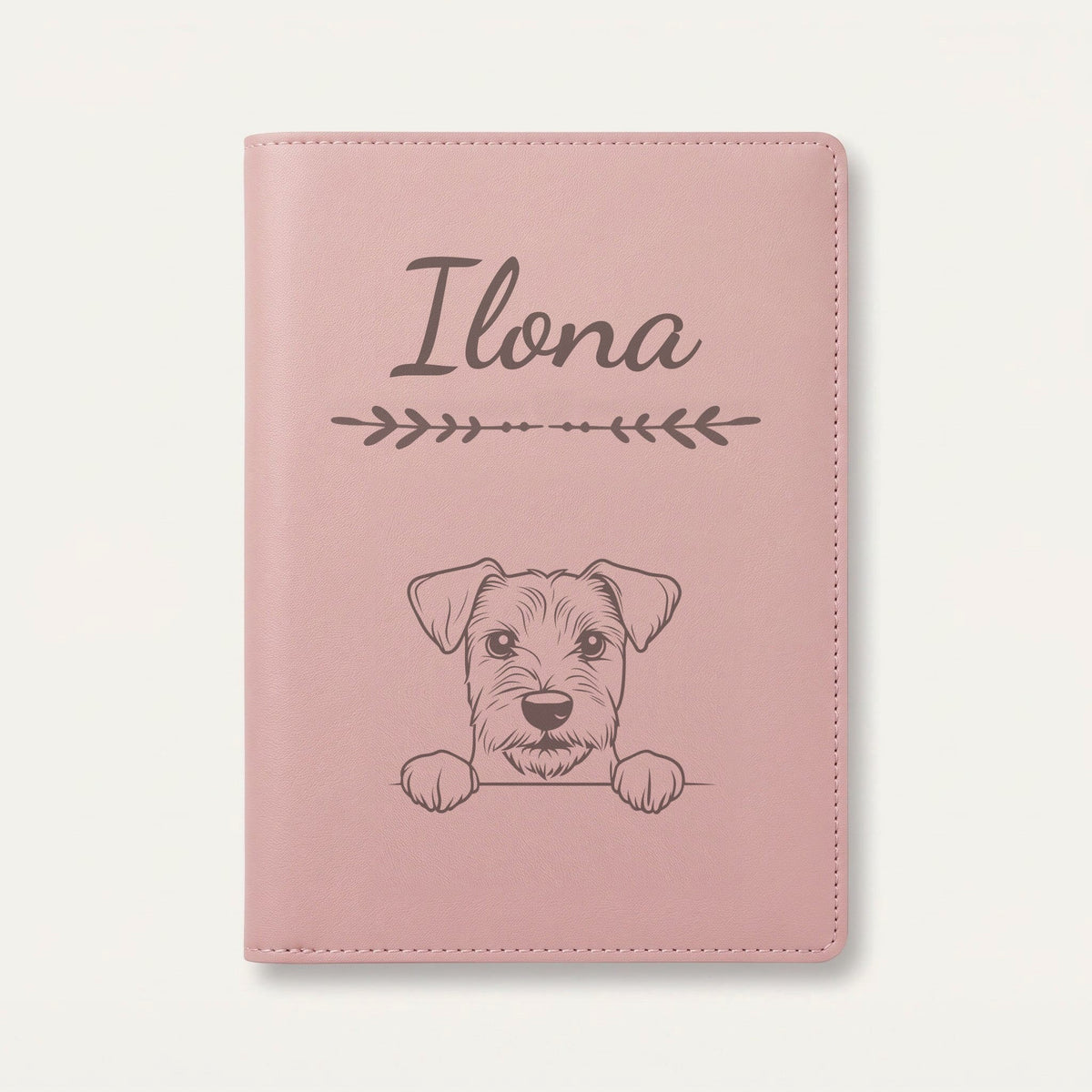 Protège carnet de santé chien personnalisé – Lakeland terrier — Rose dragée — Flèche — gravure « Ilona »