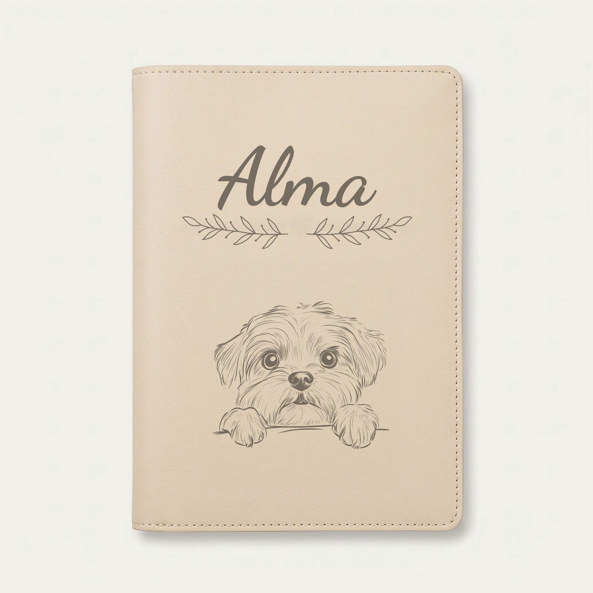 Protège carnet de santé chien personnalisé – Lhassa apso — Crème vanille — Rameaux — gravure « Alma »