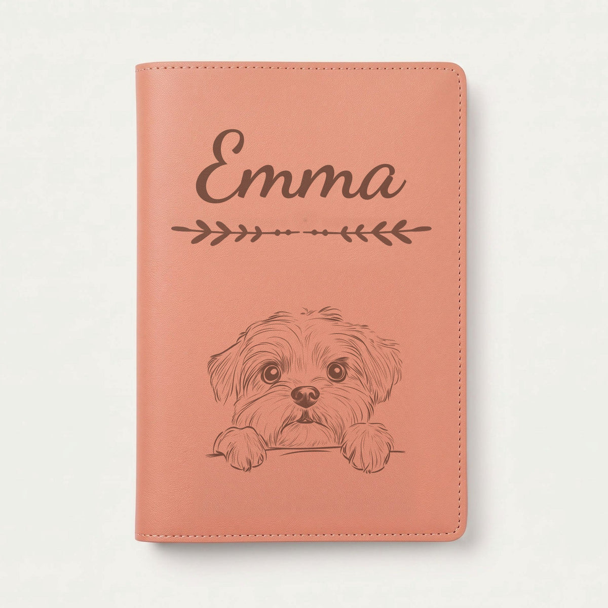 Protège carnet de santé chien personnalisé – Lhassa apso — Terracotta — Flèche — gravure « Emma »