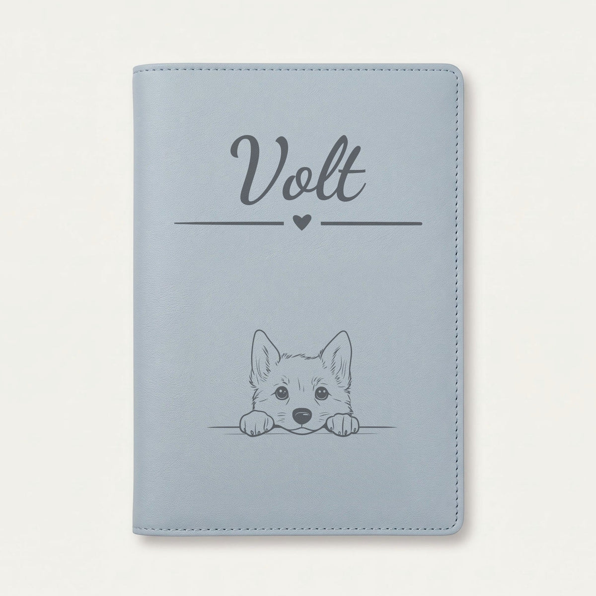 Protège carnet de santé chien personnalisé – Lundehund norvégien — Bleu nuage — Cœur — gravure « Volt »