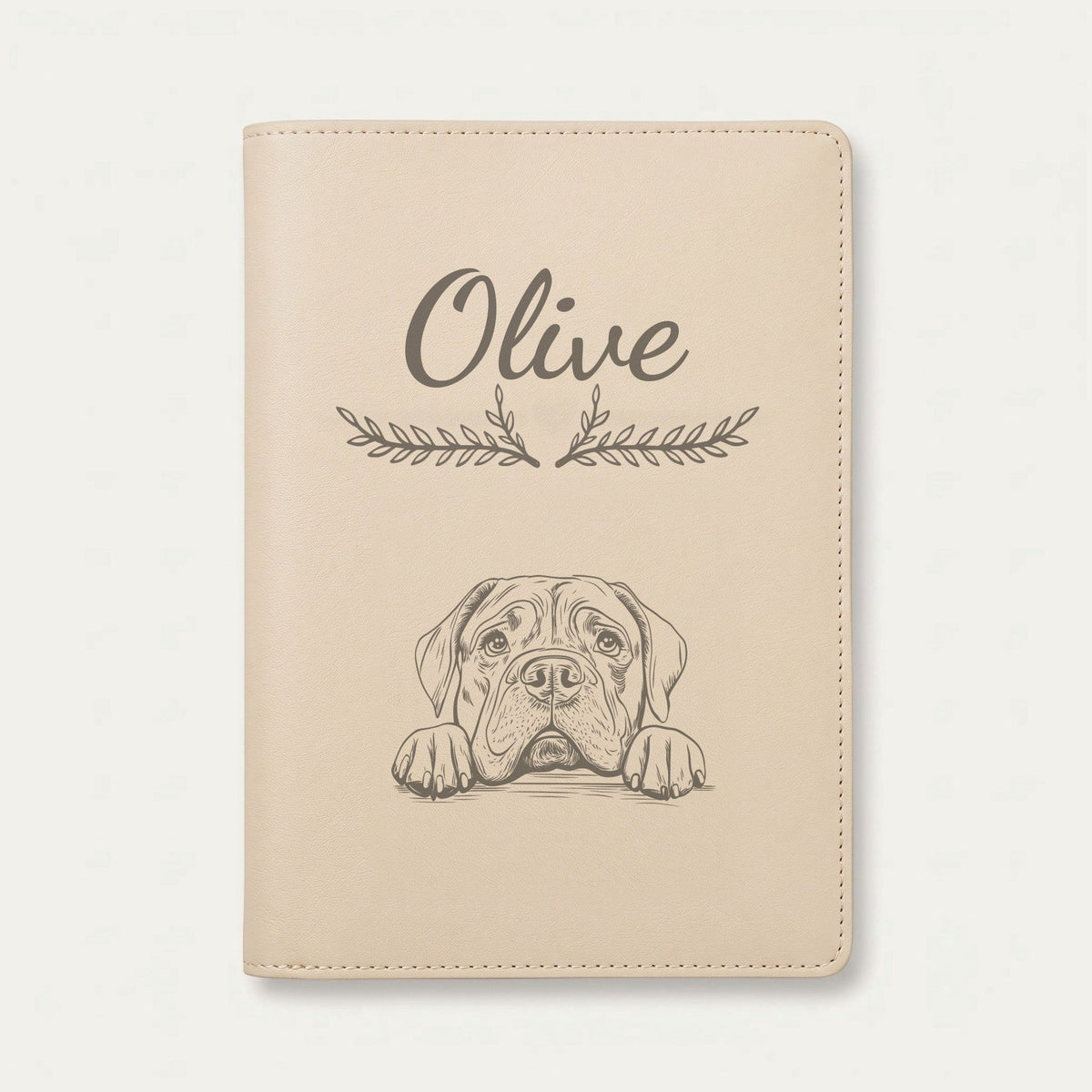 Protège carnet de santé chien personnalisé – Mâtin napolitain — Crème vanille — Bouquet — gravure « Olive »
