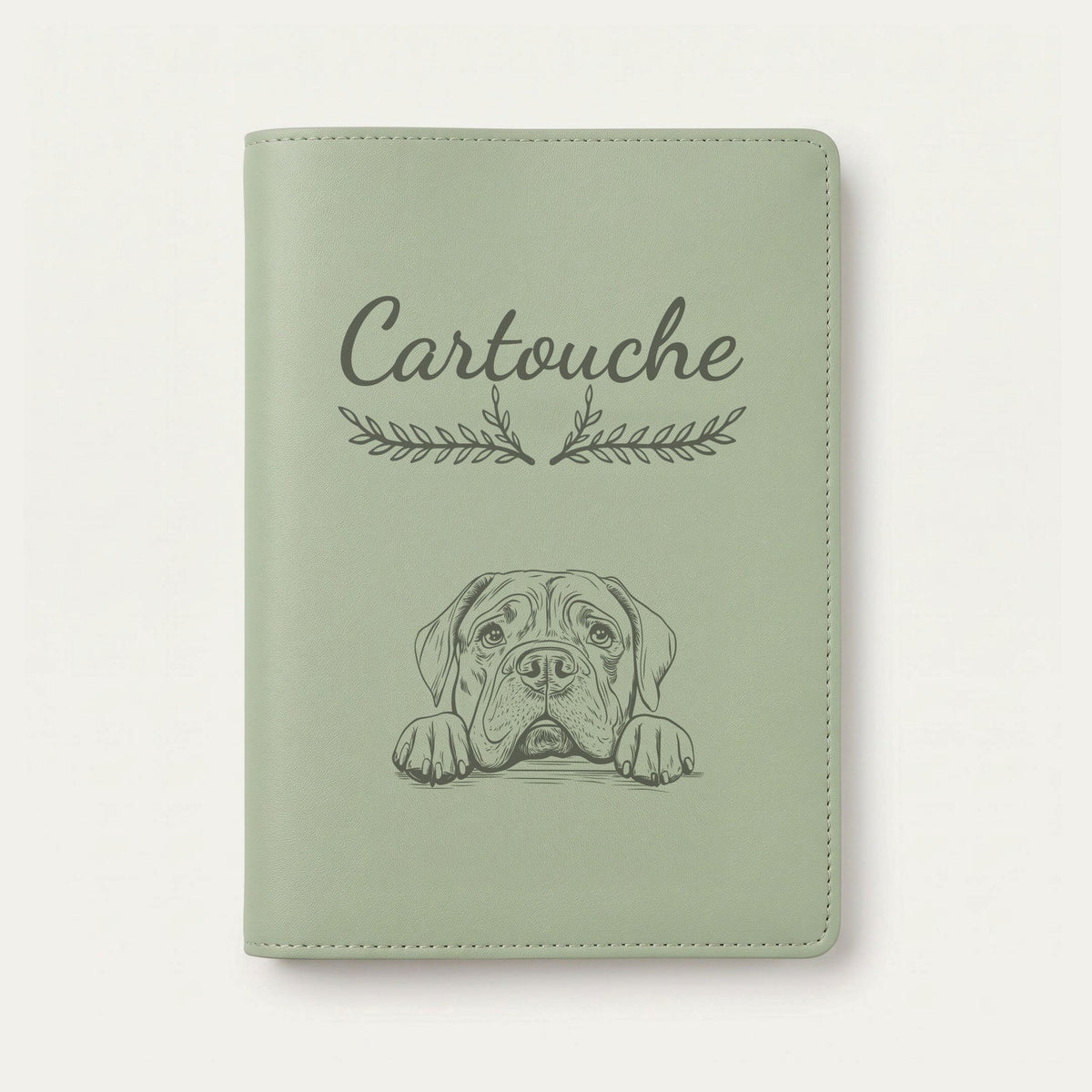 Protège carnet de santé chien personnalisé – Mâtin napolitain — Vert sauge — Bouquet — gravure « Cartouche »