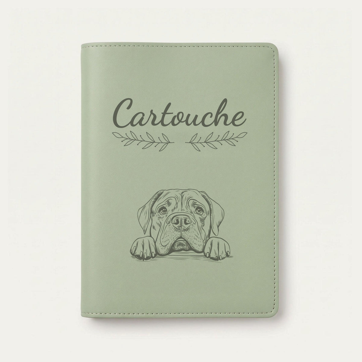Protège carnet de santé chien personnalisé – Mâtin napolitain — Vert sauge — Rameaux — gravure « Cartouche »