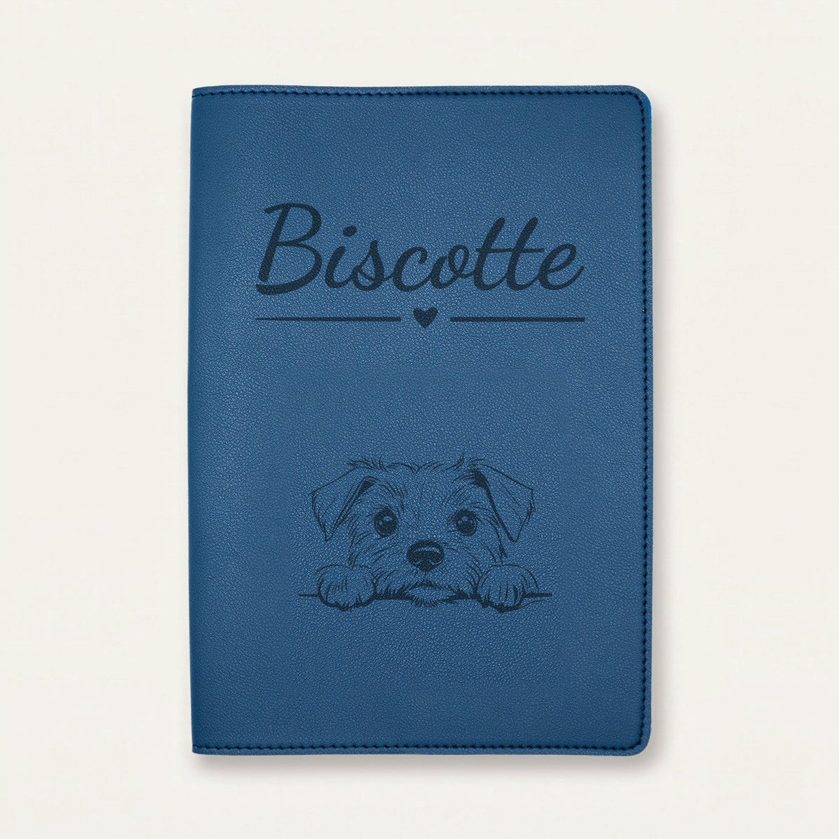 Protège carnet de santé chien personnalisé – Norfolk terrier — Bleu nuit — Cœur — gravure « Biscotte »