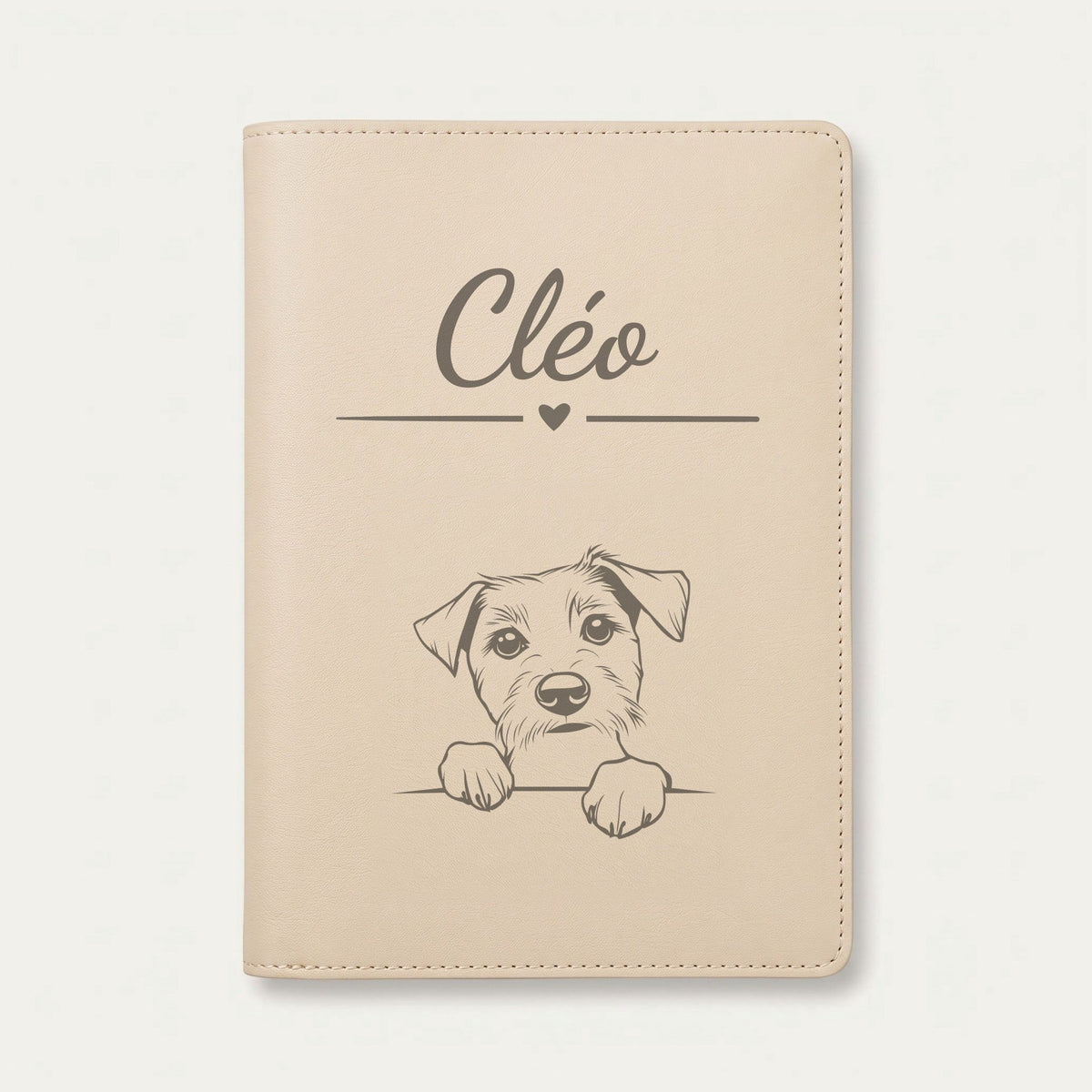 Protège carnet de santé chien personnalisé – Parson Russell terrier — Crème vanille — Cœur — gravure « Cléo »