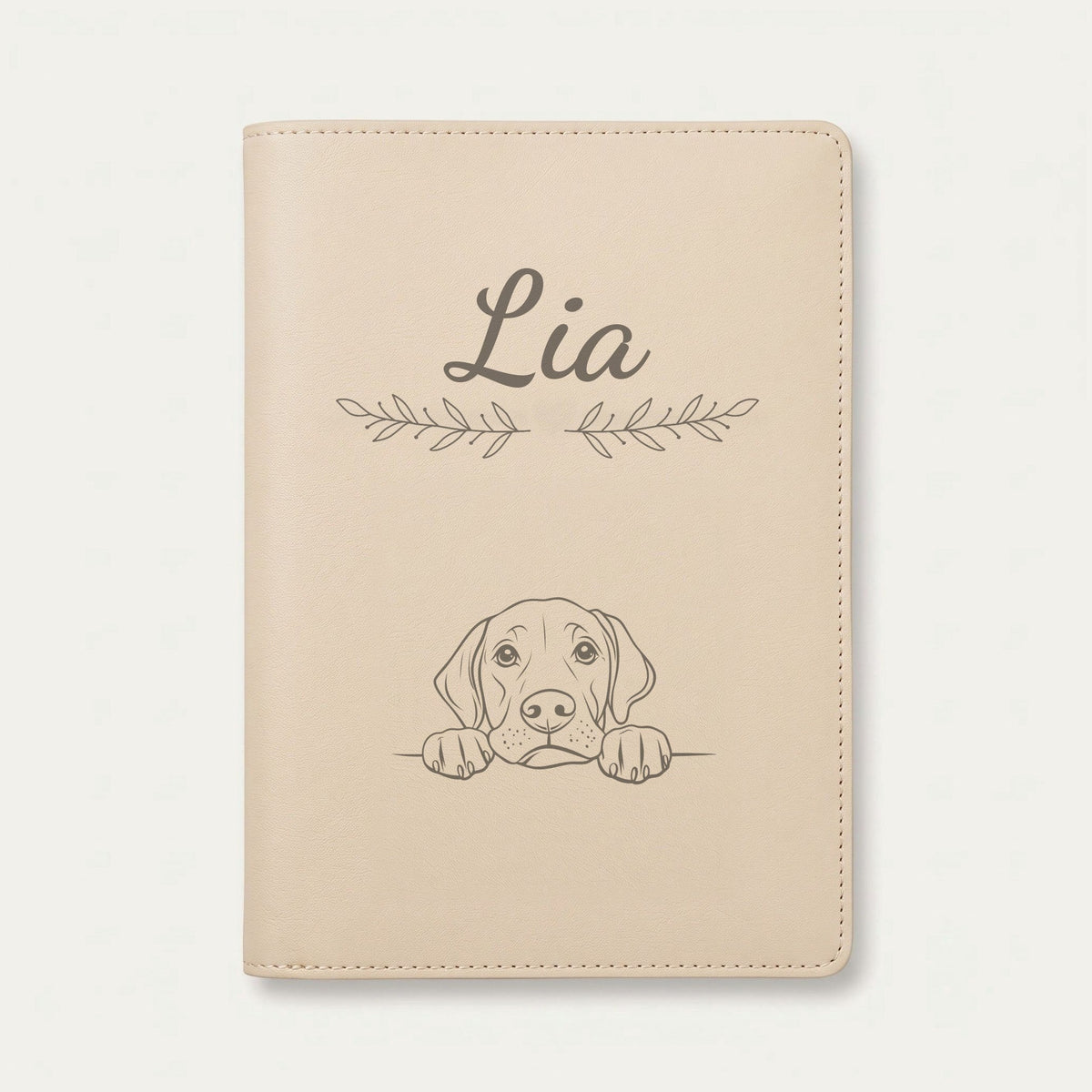 Protège carnet de santé chien personnalisé – Pointer anglais — Crème vanille — Rameaux — gravure « Lia »