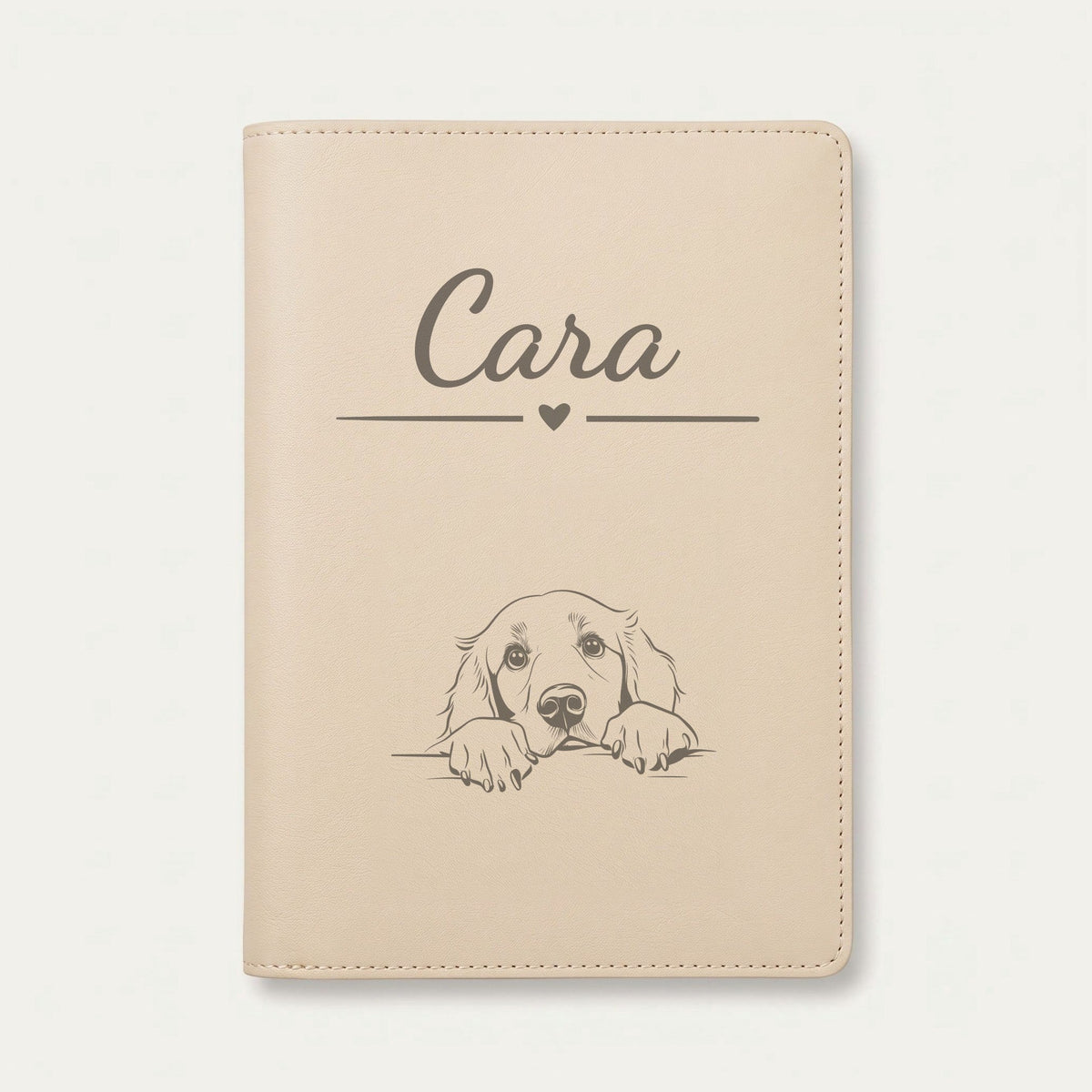 Protège carnet de santé chien personnalisé – Retriever à poil plat — Crème vanille — Cœur — gravure « Cara »