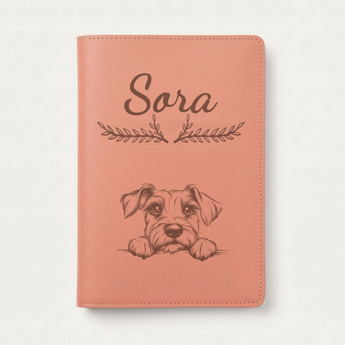 Protège carnet de santé chien personnalisé – Schnauzer nain — Terracotta — Bouquet — gravure « Sora »