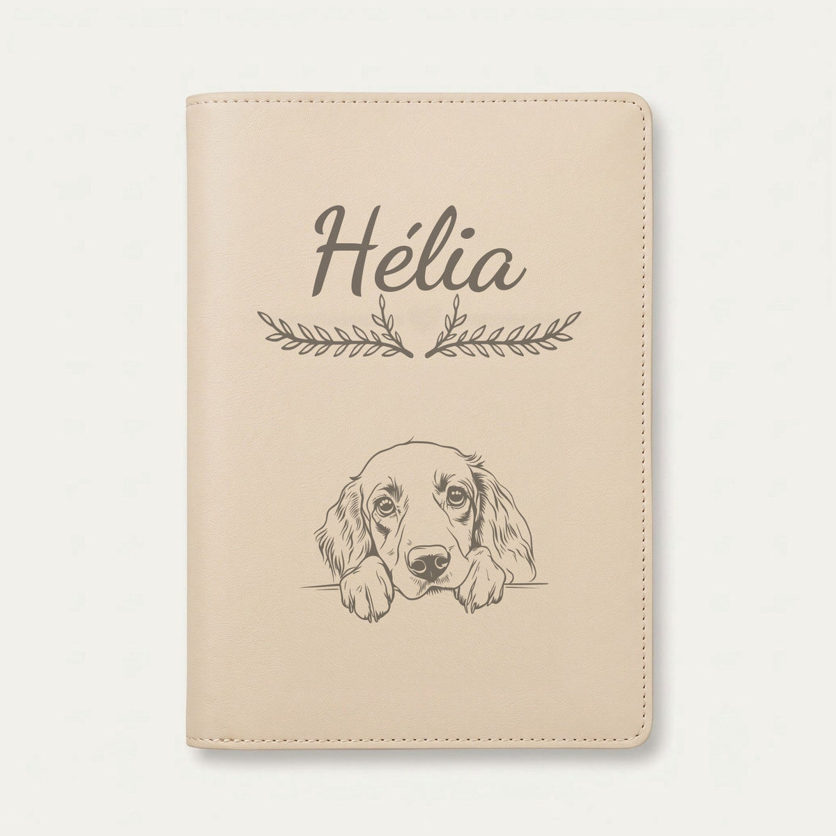 Protège carnet de santé chien personnalisé – Setter anglais — Crème vanille — Bouquet — gravure « Hélia »