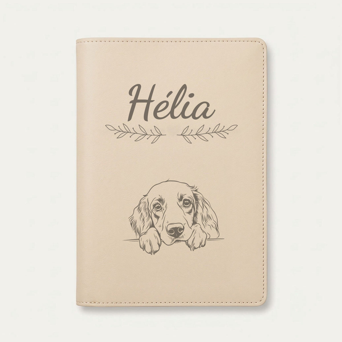 Protège carnet de santé chien personnalisé – Setter anglais — Crème vanille — Rameaux — gravure « Hélia »