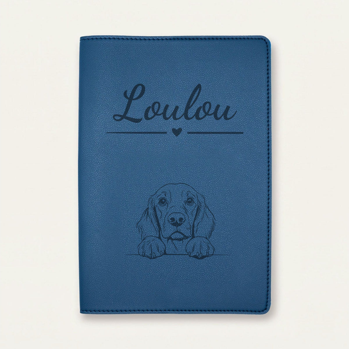 Protège carnet de santé chien personnalisé – Setter Gordon — Bleu nuit — Cœur — gravure « Loulou »