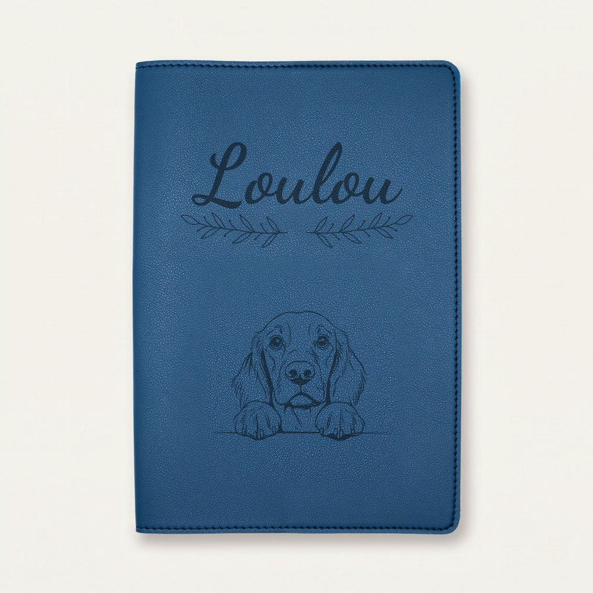 Protège carnet de santé chien personnalisé – Setter Gordon — Bleu nuit — Rameaux — gravure « Loulou »