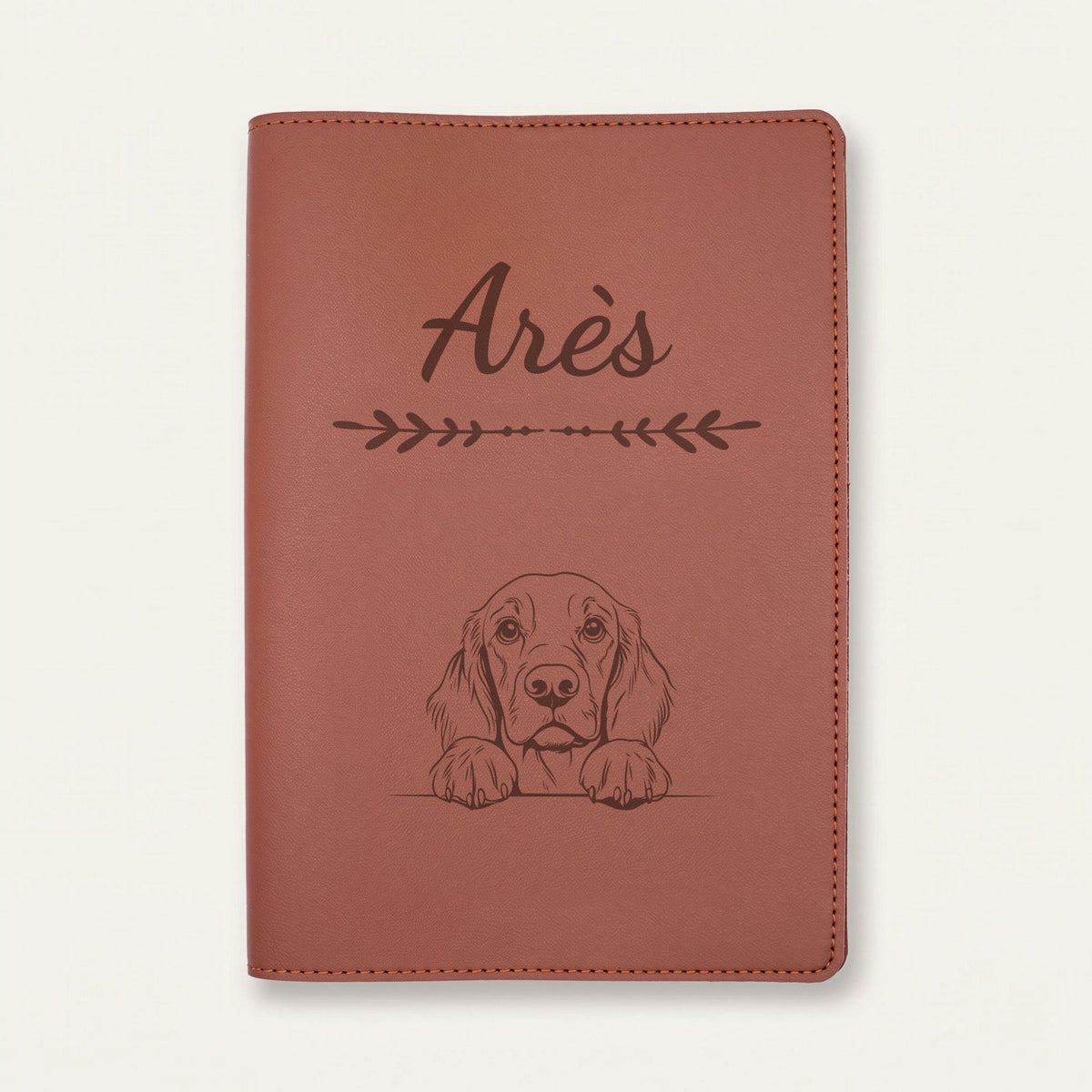 Protège carnet de santé chien personnalisé – Setter Gordon — Chocolat — Flèche — gravure « Arès »