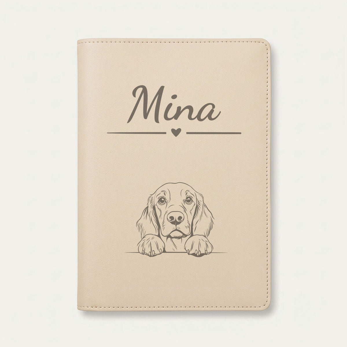 Protège carnet de santé chien personnalisé – Setter Gordon — Crème vanille — Cœur — gravure « Mina »