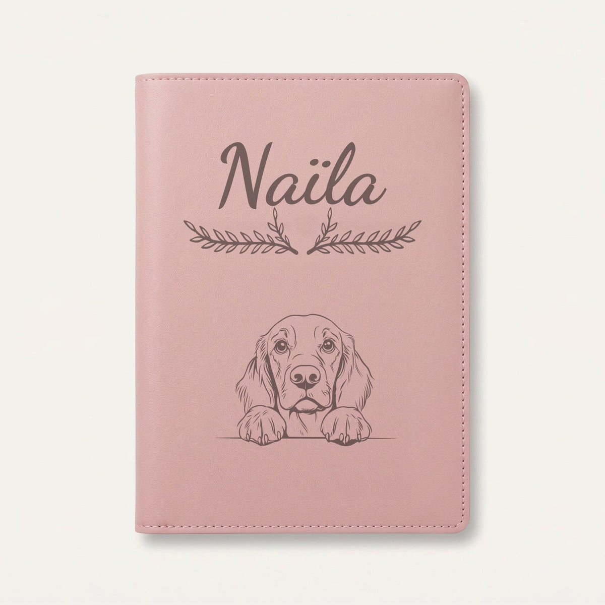 Protège carnet de santé chien personnalisé – Setter Gordon — Rose dragée — Bouquet — gravure « Naïla »