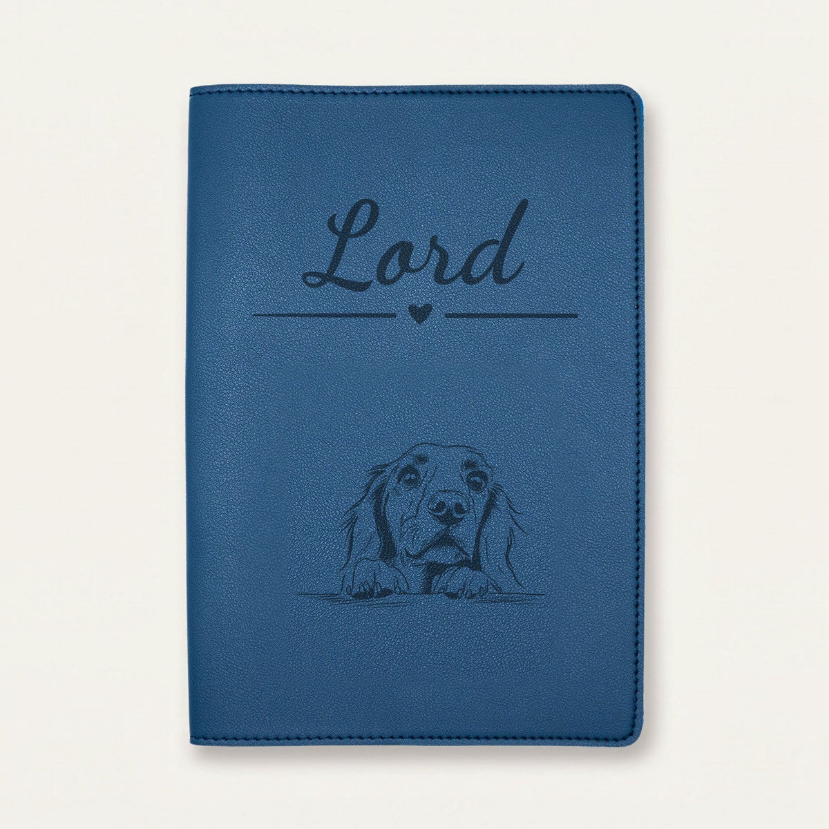 Protège carnet de santé chien personnalisé – Setter irlandais — Bleu nuit — Cœur — gravure « Lord »