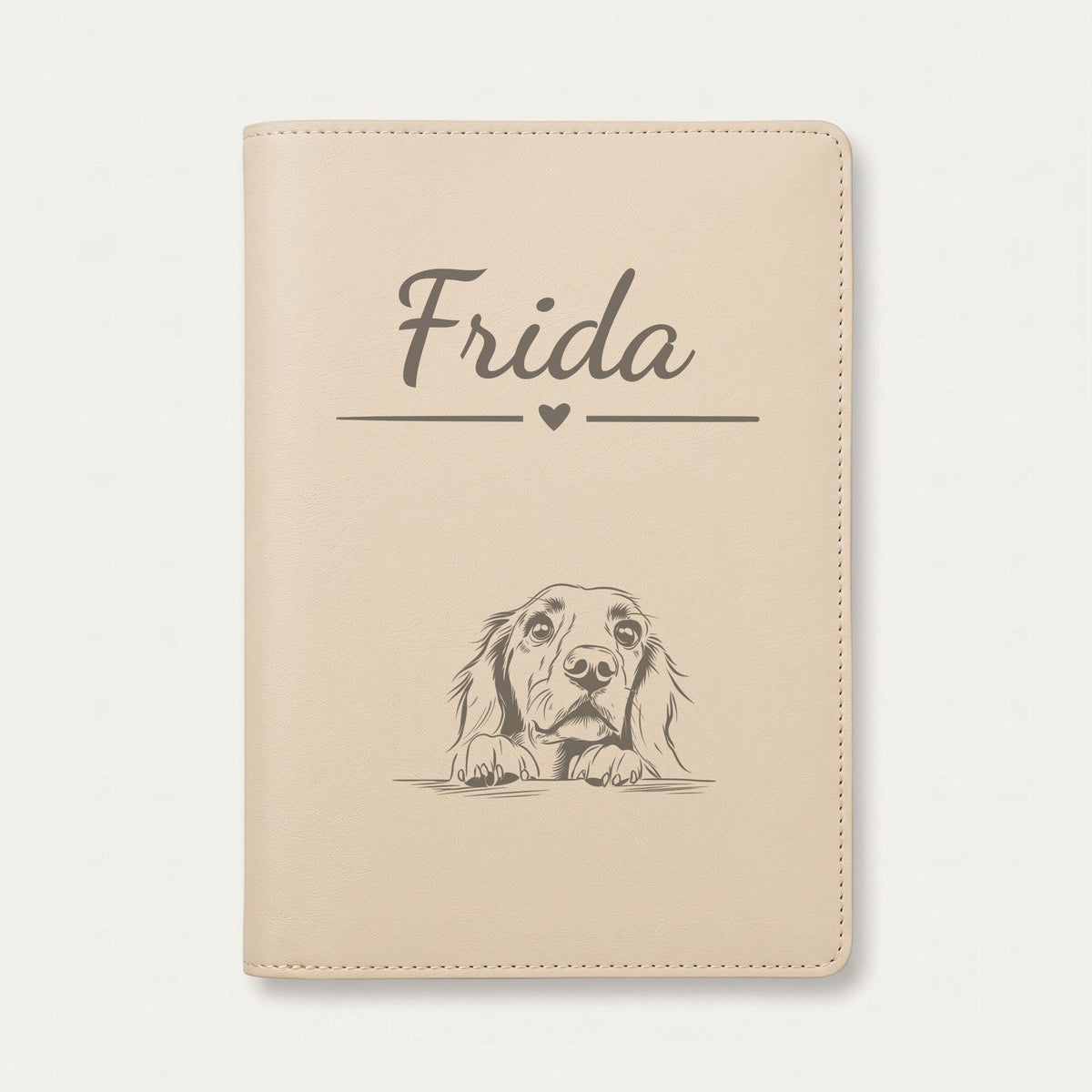 Protège carnet de santé chien personnalisé – Setter irlandais — Crème vanille — Cœur — gravure « Frida »