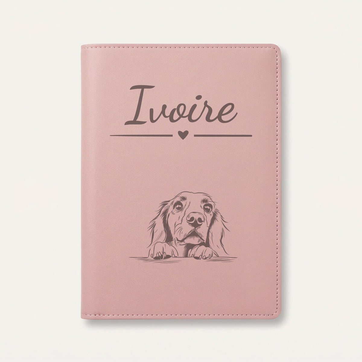 Protège carnet de santé chien personnalisé – Setter irlandais — Rose dragée — Cœur — gravure « Ivoire »