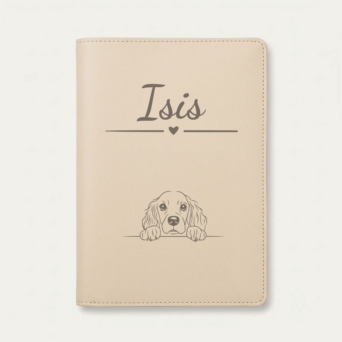Protège carnet de santé chien personnalisé – Springer anglais — Crème vanille — Cœur — gravure « Isis »
