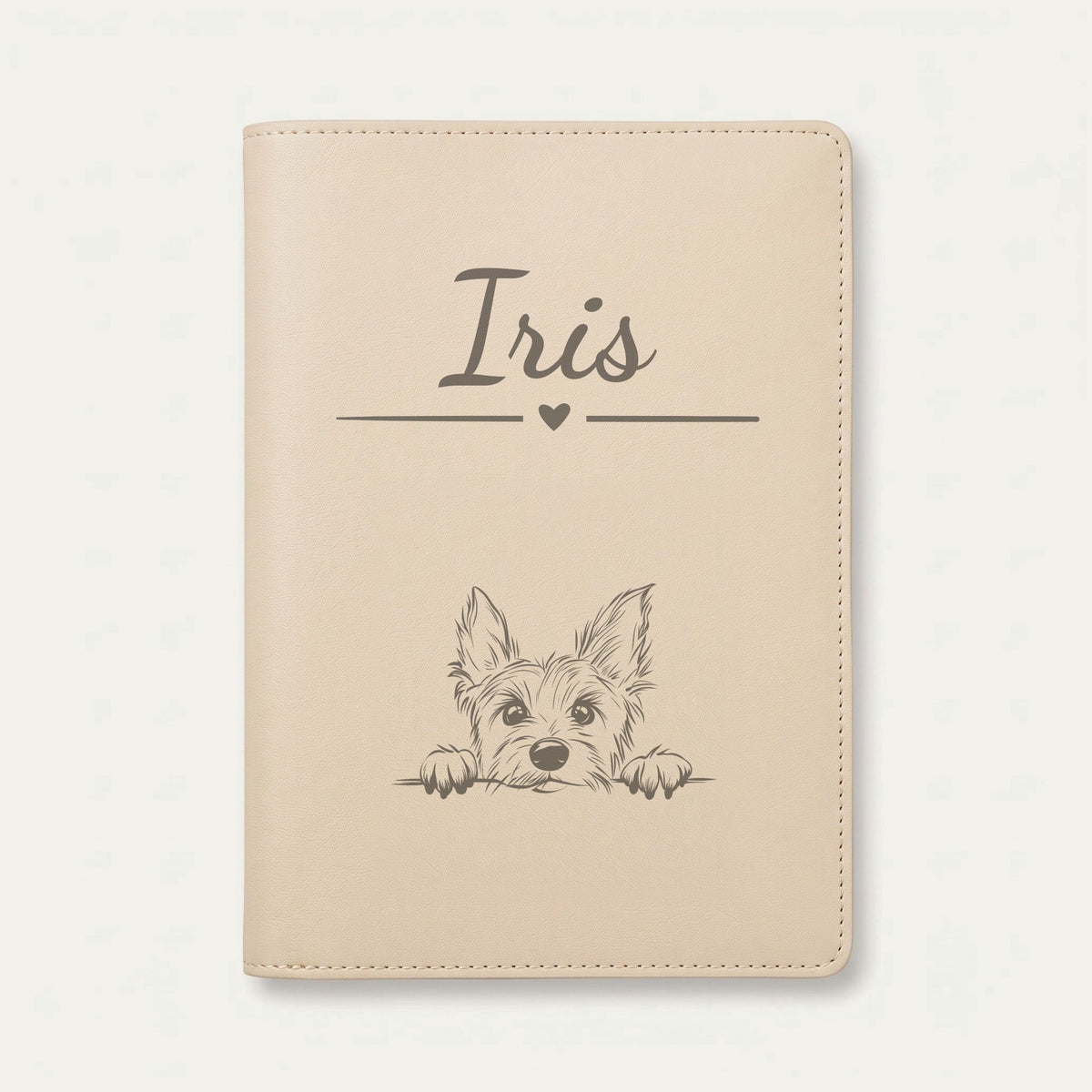 Protège carnet de santé chien personnalisé – Terrier australien — Crème vanille — Cœur — gravure « Iris »