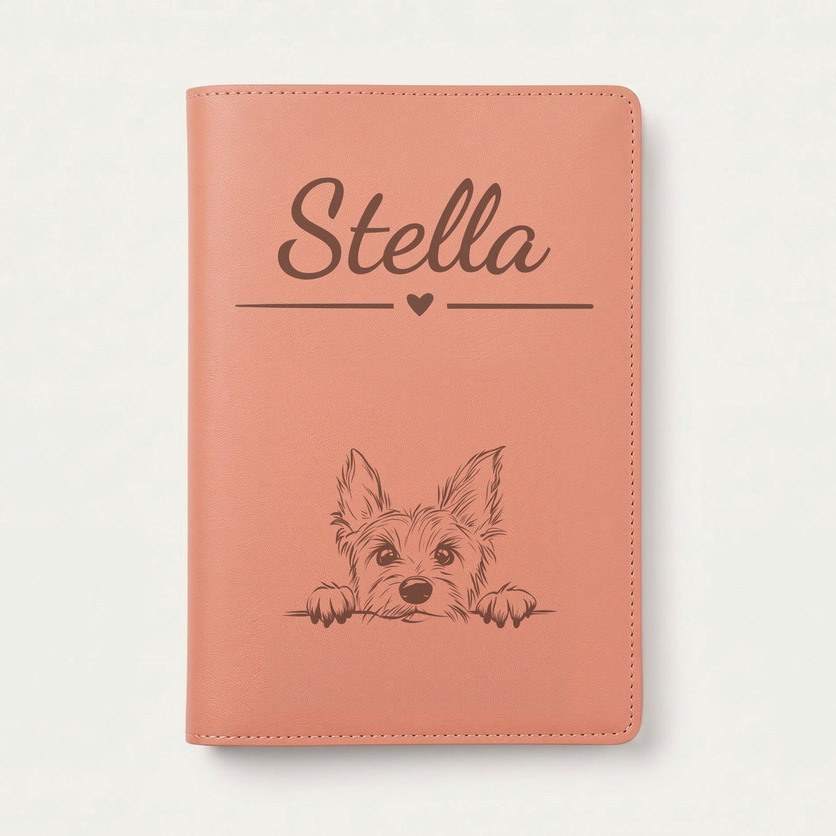Protège carnet de santé chien personnalisé – Terrier australien — Terracotta — Cœur — gravure « Stella »