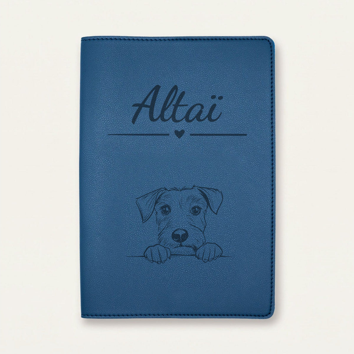 Protège carnet de santé chien personnalisé – Terrier irlandais — Bleu nuit — Cœur — gravure « Altaï »