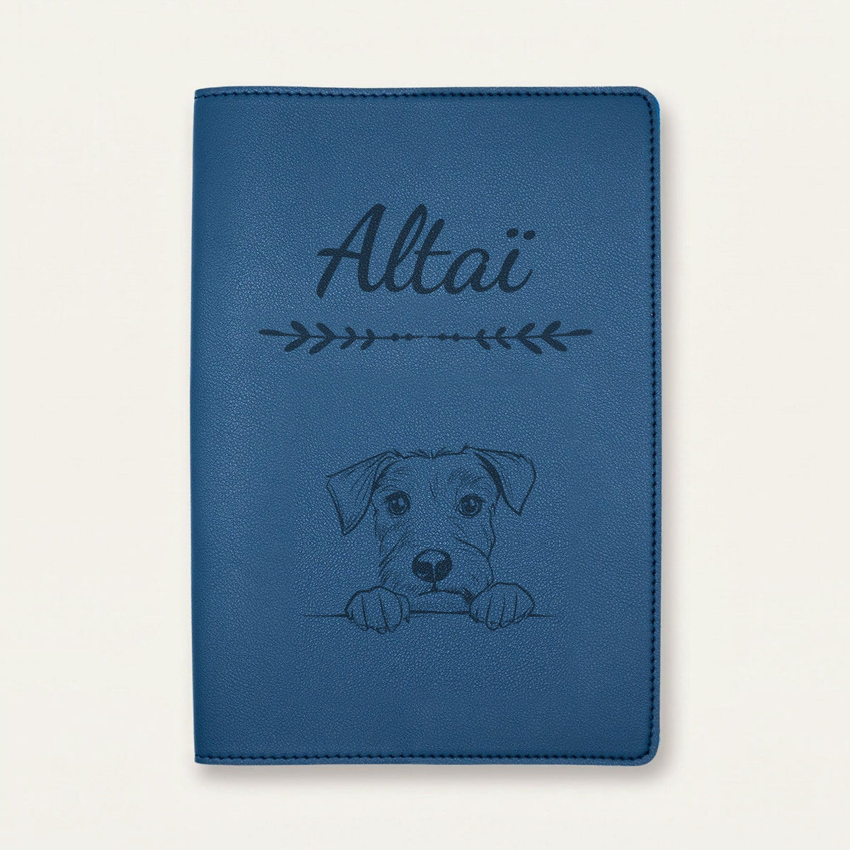 Protège carnet de santé chien personnalisé – Terrier irlandais — Bleu nuit — Flèche — gravure « Altaï »