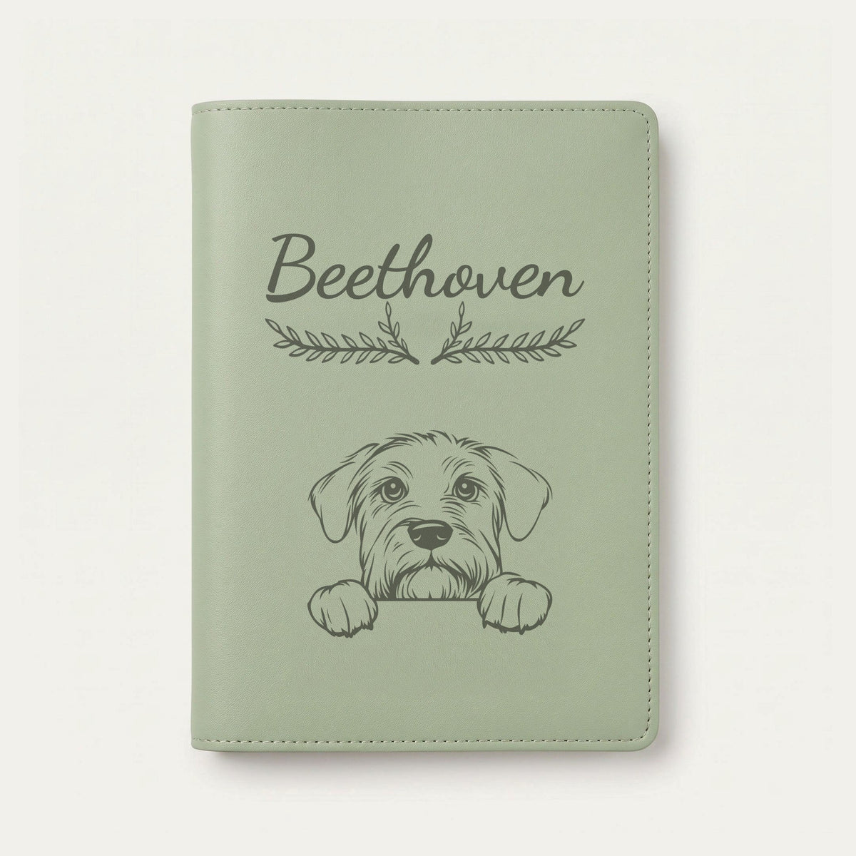 Protège carnet de santé chien personnalisé – Terrier noir russe — Vert sauge — Bouquet — gravure « Beethoven »