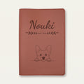 Protège carnet de santé chien personnalisé – Welsh corgi cardigan — Chocolat — Flèche — gravure « Nouki »