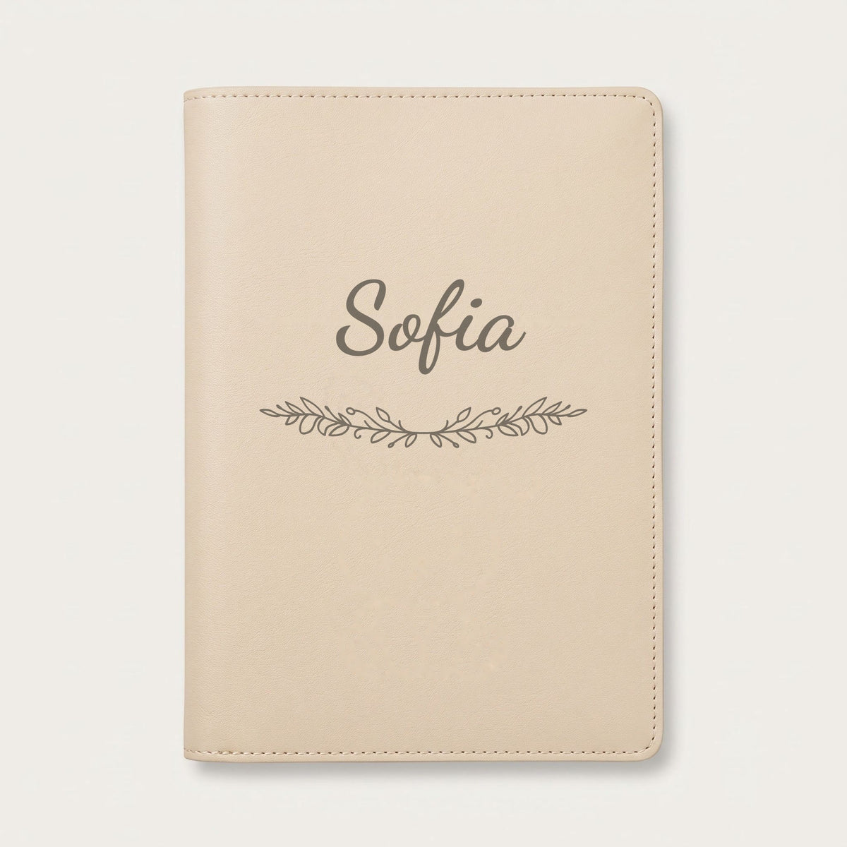 Protège carnet de santé personnalisé Sofia — Crème vanille — prénom « Sofia » gravé, ornement Guirlande